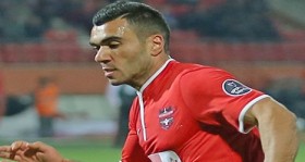 gaziantepspor-mustafa-durak-ile-nikah-tazeledi-futbolistan