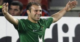 gokdeniz rubin kazan ile sozlesmesini uzatti futbolistan