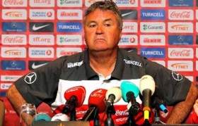 guus hiddink basin toplantisi futbolistan