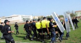 hakemlere-saldiran-futbolculara-hapis-cezasi-futbolistan