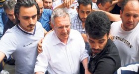 hastane den taburcu edilen aziz yildirim metris cezaevi ne gonderildi futbolistan