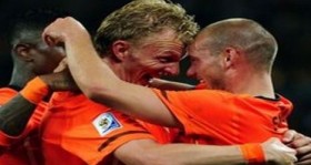 hollanda-milli-takimi-aciklandi-sneijder-ve-kuyt-kadroda-futbolistan