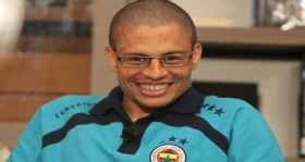 isik okullari alex i yilin futbolcusu secti futbolistan