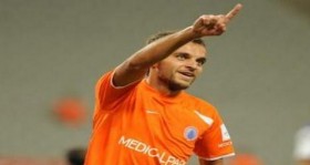 iskender alin istanbul bsb ye geri dondu futbolistan