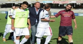 İtalya'da 'Sahte sakatlık' küme düşürttü!.. 2 italya-da-sahte-sakatlik-kume-dusurttu-futbolistan