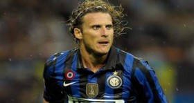 İtalyanlar'dan Yeni İddia Fenerbahçe Forlan'ın Peşinde Futbolistan italyanlar dan yeni iddia fenerbahce forlan in pesinde futbolistan