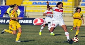 kadin a milli futbol takimi romanya ya yenildi futbolistan1