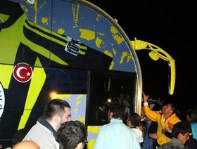 Kızgın Taraftarlar Kezman ı Tartakladı