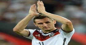 klose-den-milli-takima-veda-futbolistan