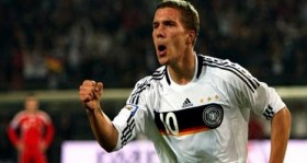 koln podolski den vazgecmiyor futbolistan