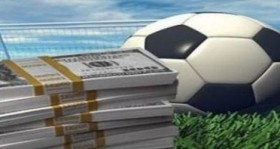 kulubun parasiyla kumar oynadi gorevden alindi futbolistan