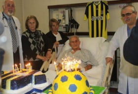 Lefter Yoğun Bakımdan Çıktı Futbolistan 23 Aralık 2010 lefteryogunbakimdancikti futbolistan 23 aralik 2010