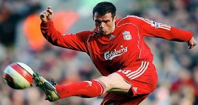 liverpool-lu-jamie-carragher-da-yesil-sahalara-veda-ediyor-futbolistan