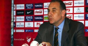 lutfi aribogan dan hiddink tazminat aciklamasi futbolistan