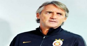 mancini-dort-futbolcunun-biletini-kesti-futbolistan