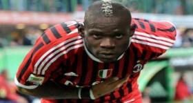 mario-balotelli-ye-uc-mac-ceza-futbolistan