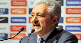 mehmet ali aydinlar dan aziz yildirim a cevap futbolistan