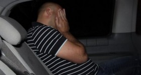 milano-malpensa-havaalani-nda-sike-baskini-futbolistan