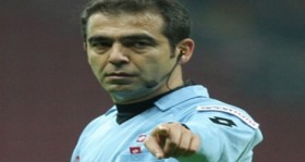 muftuoglu-hakemligi-biraktigini-acikladi-futbolistan