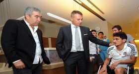 Mustafa Pektemek Ameliyat Olacak Futbolistan mustafa pektemek ameliyat olacak futbolistan