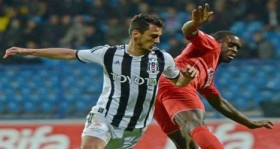 Mustafa Pektemek'ten Beşiktaş'a kötü haber!.. 2 mustafa-pektemek-ten-besiktas-a-kotu-haber-futbolistan