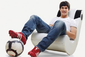 necip uysal sakatlandi 10 gun sahalardan uzak kalacak futbolistan2 e1313415454672