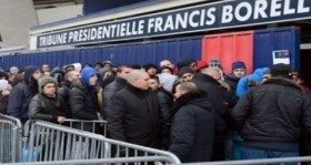 onbes-bin-bilete-bir-milyon-talep-futbolistan