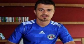 orhan-sam-kasimpasa-da-futbolistan