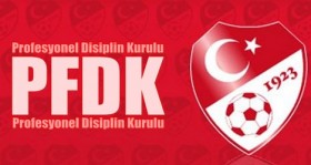 pfdk-dan-kasimpasa-ya-bir-mac-seyircisiz-oynama-cezasi-futbolistan