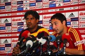 Rijkaard basın toplantısı