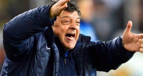 roberto-carlos-sivasspor-un-basinda-sahaya-cikarsa-ortaligi-birbirine-katarim-futbolistan