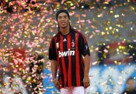 ronaldinho milan