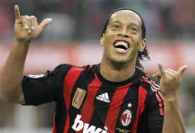 ronaldinhomilandanayriliyor futbolistan 21 aralik 2010