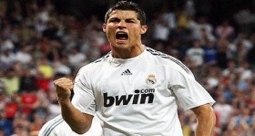 ronaldo 100 golunu atti dalya dedi futbolistan