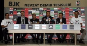 samet aybaba ve ekibi sozlesme imzaladi futbolistan