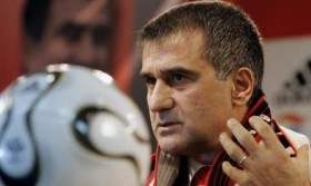 senol gunes trabzonspor futbolistan2 e1313073727438