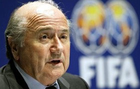 sepp blatter sikeye omur boyu men cezasi vereceklerini soyledi futbolistan e1310302150137