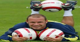 serkan-balci-2-yil-daha-trabzonspor-da-futbolistan