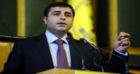sike vetosuna tek destek bdp den geldi futbolistan