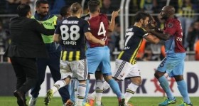 Süper Lig'de yeni sezonda 6 maç seyircisiz oynanacak!.. 2 super-lig-de-yeni-sezonda-alti-mac-seyircisiz-oynanacak-futbolistan