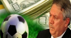 tarihi sike davasi devam ediyor futbolistan