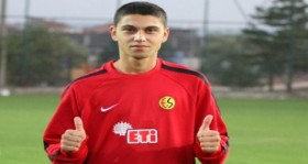 teknik direktor fuat capa nin oglu ferhat capa eskisehirspor da futbolistan
