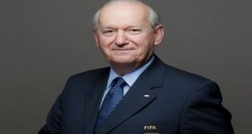 tff baskanligi icin senes erzik e butun kuluplerden destek futbolistan