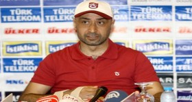 tolunay-kafkas-trabzonspor-da-gidecek-ve-kalacaklari-acikladi-futbolistan
