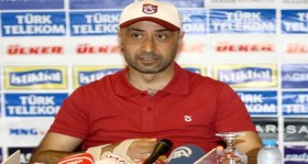 tolunay-kafkas-trabzonspor-da-gidecek-ve-kalacaklari-acikladi-futbolistan