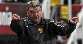 toshack makedonya milli takimi ndan kovuldu futbolistan