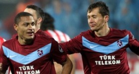 trabzonspor devre arasinda cech vittek ve henrique yi gonderiyor futbolistan