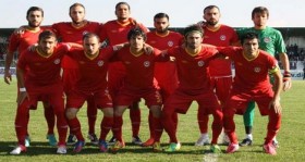 turkiye ligleri nin puan kaybetmeyen tek takimi diyarbakir bsb futbolistan