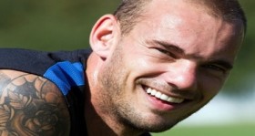 wesley-sneijder-beklememle-galatasaray-in-onerdigi-ucretin-alakasi-yok-futbolistan