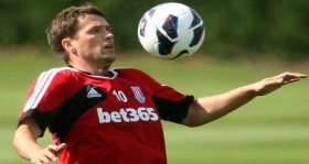 yesil-sahalardan-bir-yildiz-daha-kayiyor-michael-owen-da-futbolu-birakiyor-futbolistan